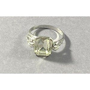 Vintage Ring Size 6 Sterling Silver Cut Quartz Shank Ornate